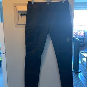 Stone island black 32x32 cargos